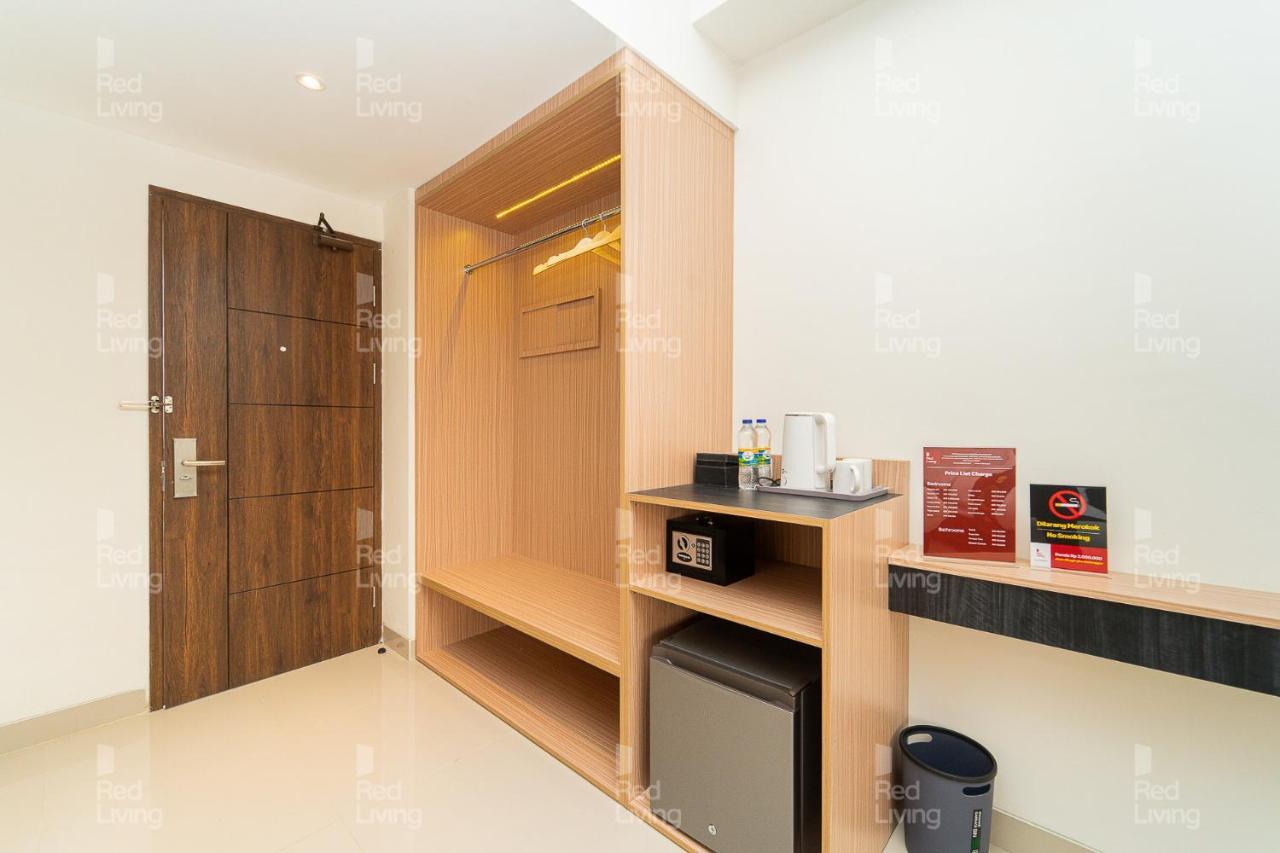 Redliving Apartemen Premium Exclusive Seturan 요그야카르타 외부 사진