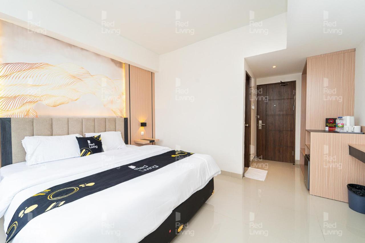 Redliving Apartemen Premium Exclusive Seturan 요그야카르타 외부 사진