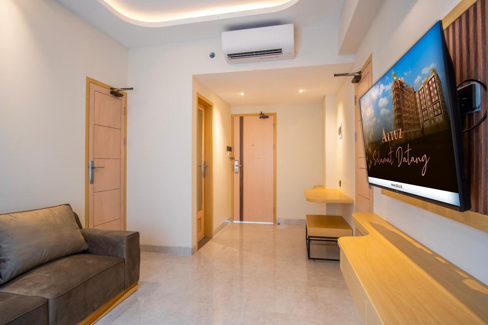 Redliving Apartemen Premium Exclusive Seturan 요그야카르타 외부 사진